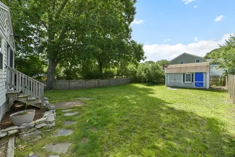 71 Paul St, Dedham, MA 02026 photo 4