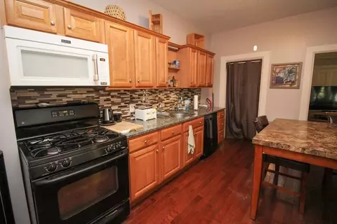 26 E High St, Avon, MA 02322 photo 28