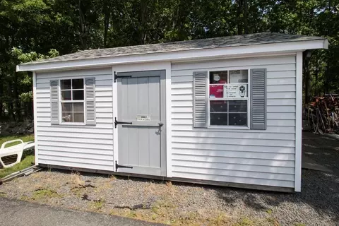 26 E High St, Avon, MA 02322 photo 39