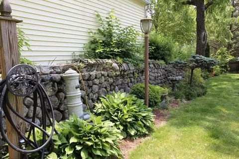 26 E High St, Avon, MA 02322 photo 38