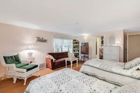 195 Sheaffer Rd, Barnstable, MA 02632 photo 19