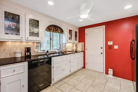195 Sheaffer Rd, Barnstable, MA 02632 photo 10