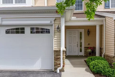 20 Wilshire Way #62, Marlborough, MA 01752