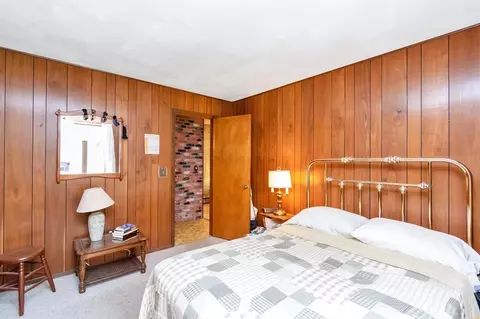52 Moore St, Chicopee, MA 01013 photo 15