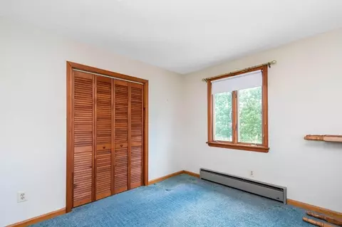 52 Moore St, Chicopee, MA 01013 photo 24