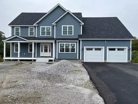 440 Mulpus Rd, Lunenburg, MA 01462