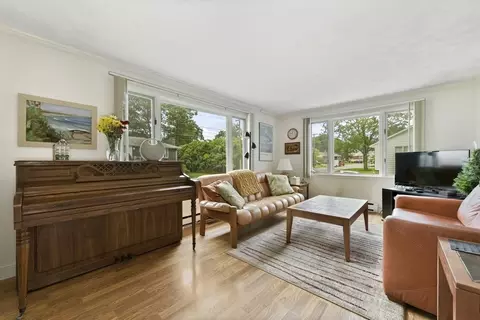 12 Ellen Rd, Stoneham, MA 02180 photo 4