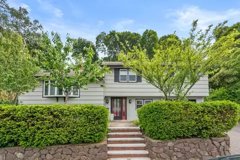 148 Faywood Ave, Boston, MA 02128