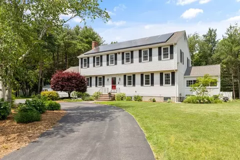 10 Adams St, Westwood, MA 02090
