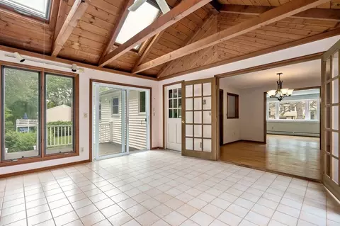 4 Pierce St, Walpole, MA 02081 photo 7