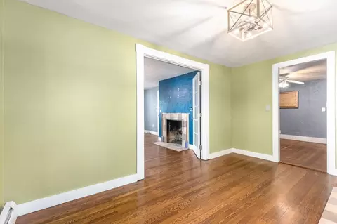 32 Undine Cir, Springfield, MA 01109 photo 16