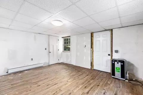 32 Undine Cir, Springfield, MA 01109 photo 26