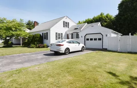 74 Moncrief Rd, Rockland, MA 02370