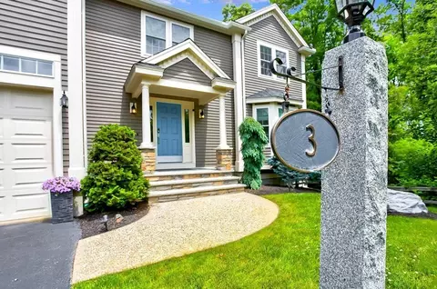 3 Mentas Cir, Woburn, MA 01801