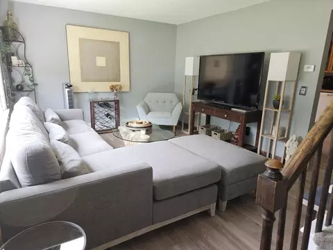 260 Roy St, Springfield, MA 01104 photo 9