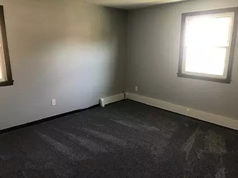 260 Roy St, Springfield, MA 01104 photo 21