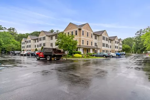 135 Beach Rd #B313, Salisbury, MA 01952