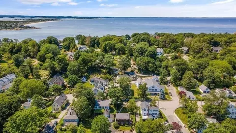 33 Leonard St, Gloucester, MA 01930 photo 7