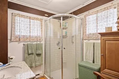 33 Leonard St, Gloucester, MA 01930 photo 20