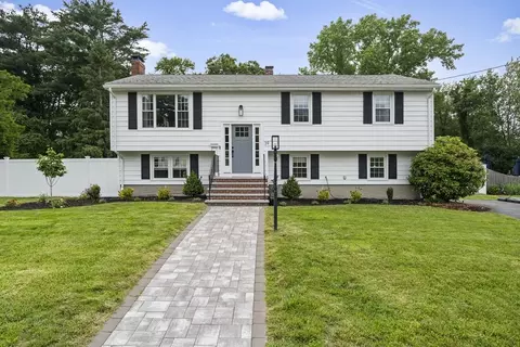 39 Lunar Ave, Braintree, MA 02184