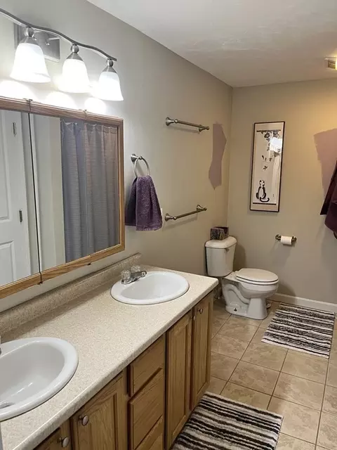 48 Heath St, Worcester, MA 01610 photo 18