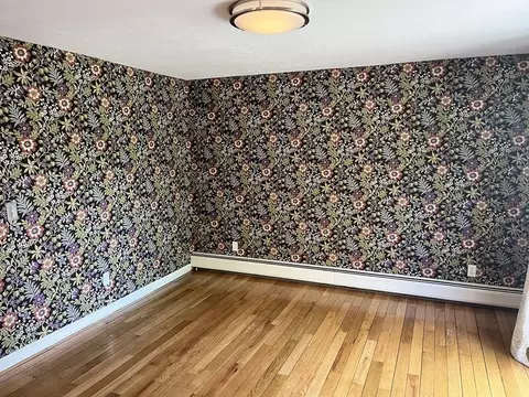 48 Heath St, Worcester, MA 01610 photo 9