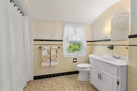 1363 Plumtree Rd, Springfield, MA 01119 photo 21