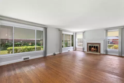 1363 Plumtree Rd, Springfield, MA 01119 photo 4