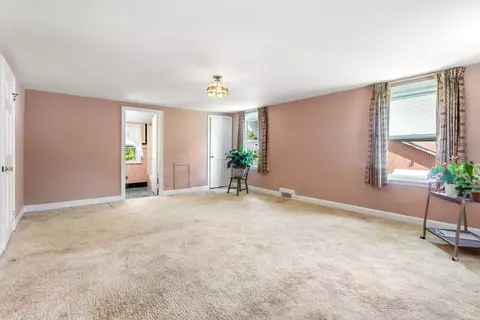 1363 Plumtree Rd, Springfield, MA 01119 photo 18