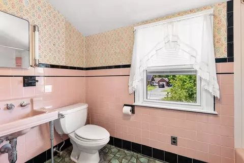 1363 Plumtree Rd, Springfield, MA 01119 photo 20