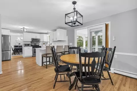 20 Hitching Post Dr, Walpole, MA 02081 photo 9
