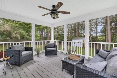 20 Hitching Post Dr, Walpole, MA 02081 photo 13