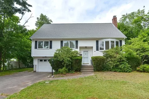 66 E Division St, Braintree, MA 02184 photo 2