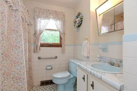 66 E Division St, Braintree, MA 02184 photo 15