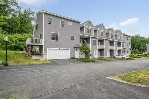 11 Arapahoe Way #11, Westford, MA 01886