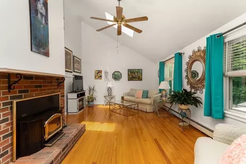 37 Wendover Rd, Worcester, MA 01606 photo 15