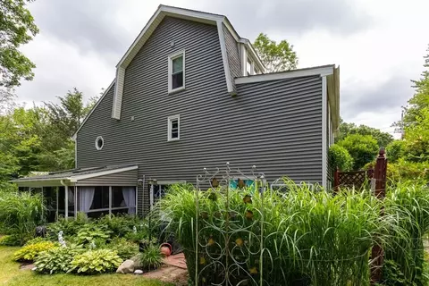 37 Wendover Rd, Worcester, MA 01606 photo 4