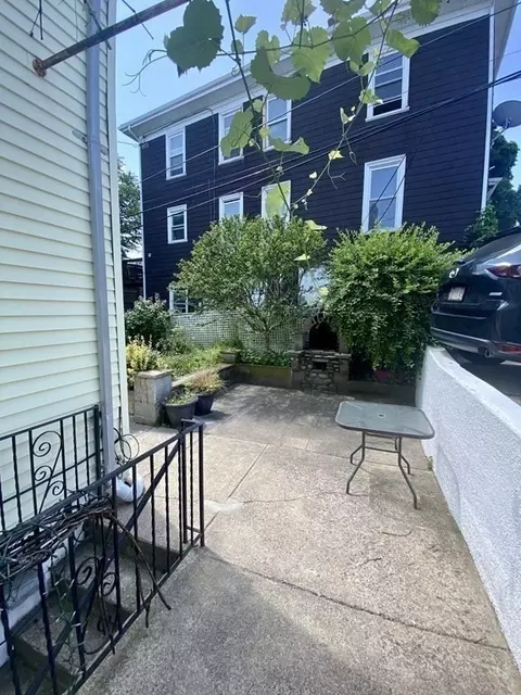 12 Baldwin Pl, Boston, MA 02135 photo 38