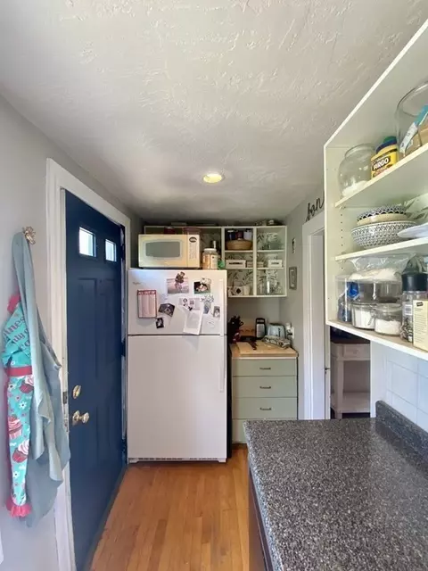 12 Baldwin Pl, Boston, MA 02135 photo 8