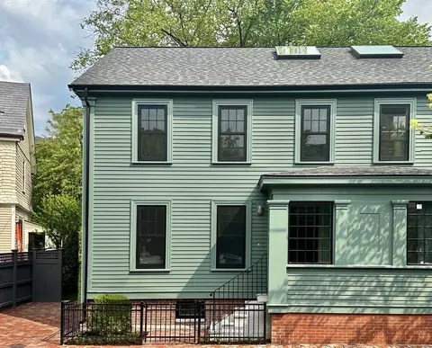 136 Hancock St #136, Cambridge, MA 02139