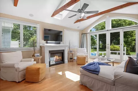16 Long Pond Cir, Barnstable, MA 02632 photo 14