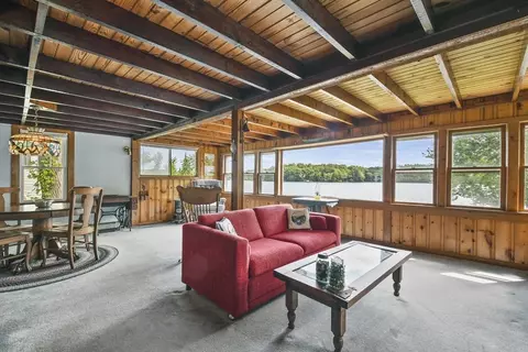19 W Sutton Rd, Sutton, MA 01590 photo 4