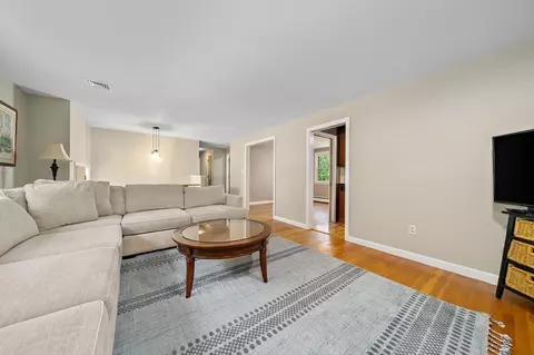 32 Doris Rd, Braintree, MA 02184 photo 6
