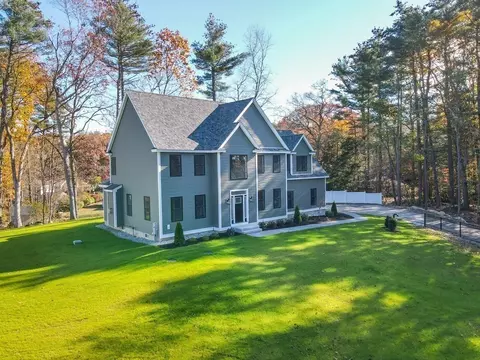 69 Seminole Rd, Acton, MA 01720