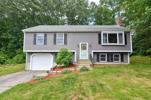 12 Marks Way, Sutton, MA 01590