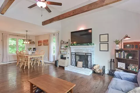 12 Marks Way, Sutton, MA 01590 photo 5