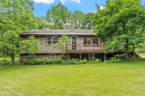 13 Leland Rd, Westford, MA 01886