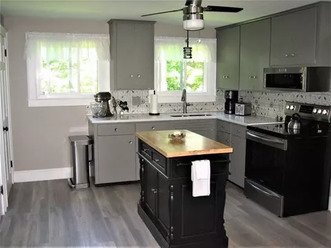 33 Maple St, Sterling, MA 01564 photo 7