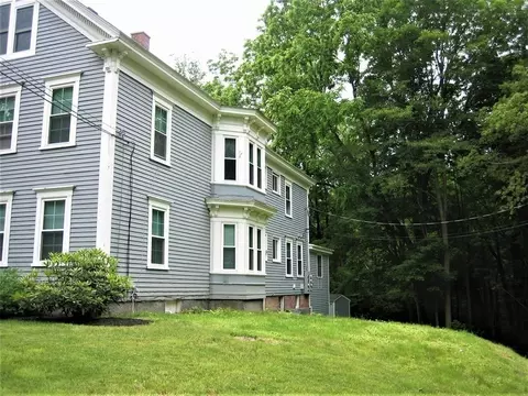 33 Maple St, Sterling, MA 01564 photo 4