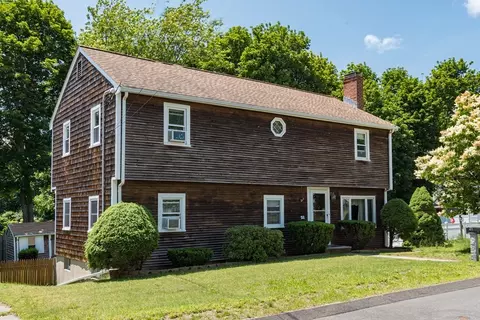 21 Carroll St, Weymouth, MA 02189